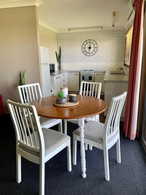 Montville Holiday Apartments ภายนอก รูปภาพ